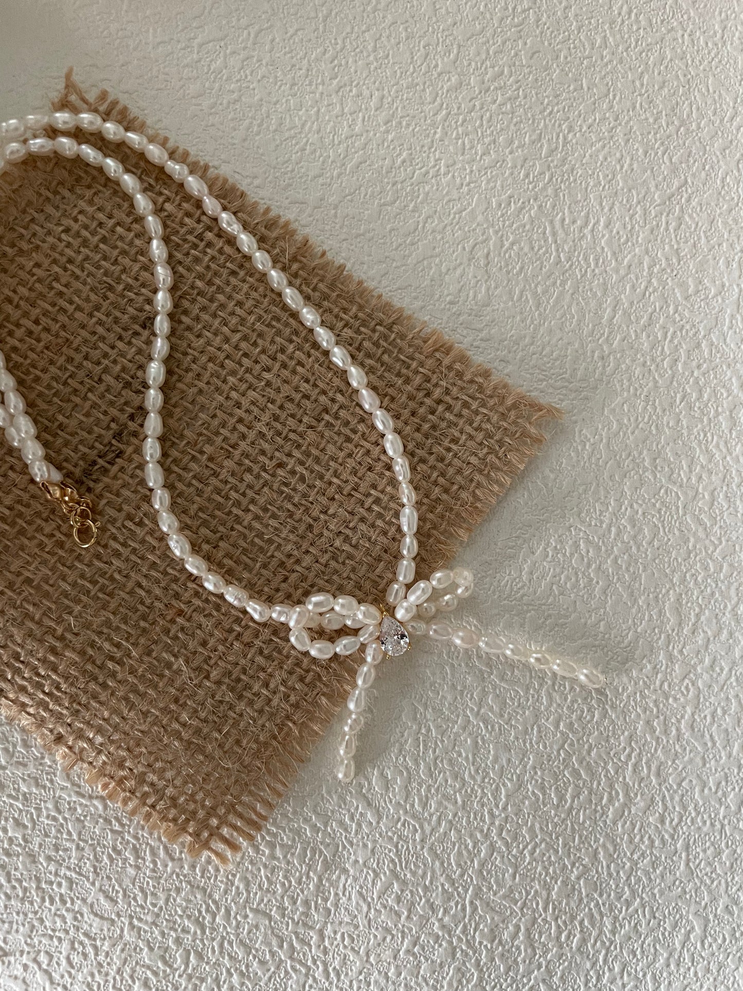 little pearl-bowknot necklace