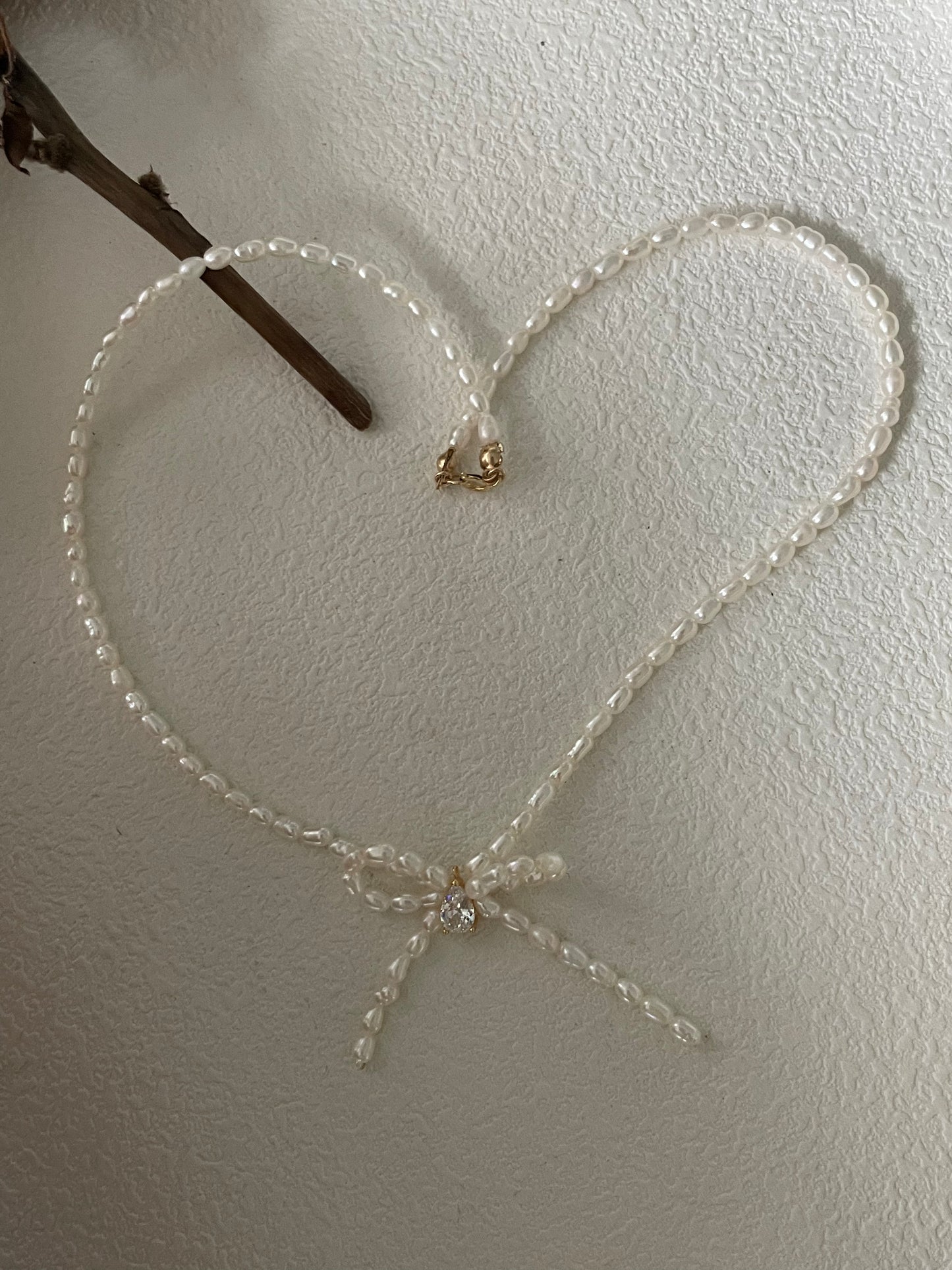 little pearl-bowknot necklace