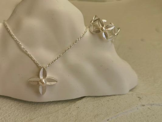 flower necklace