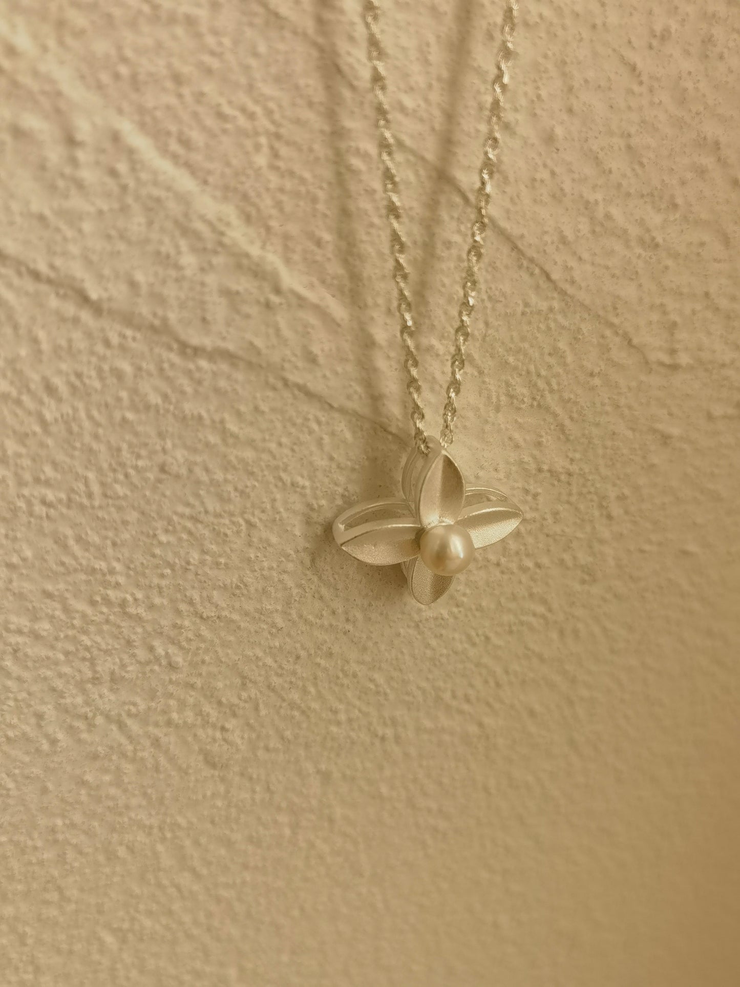 flower necklace