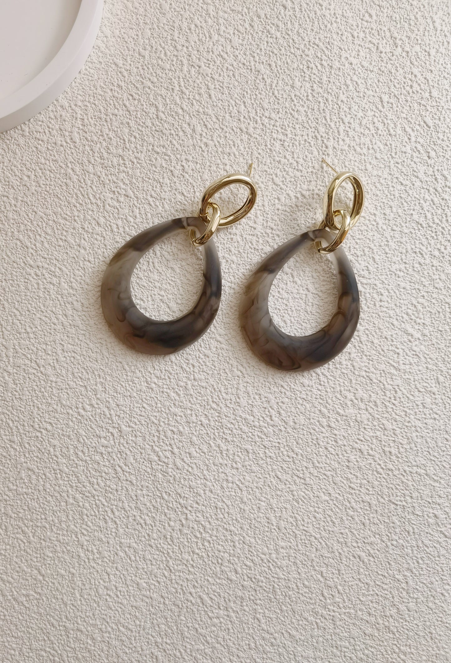 big drops resin earrings