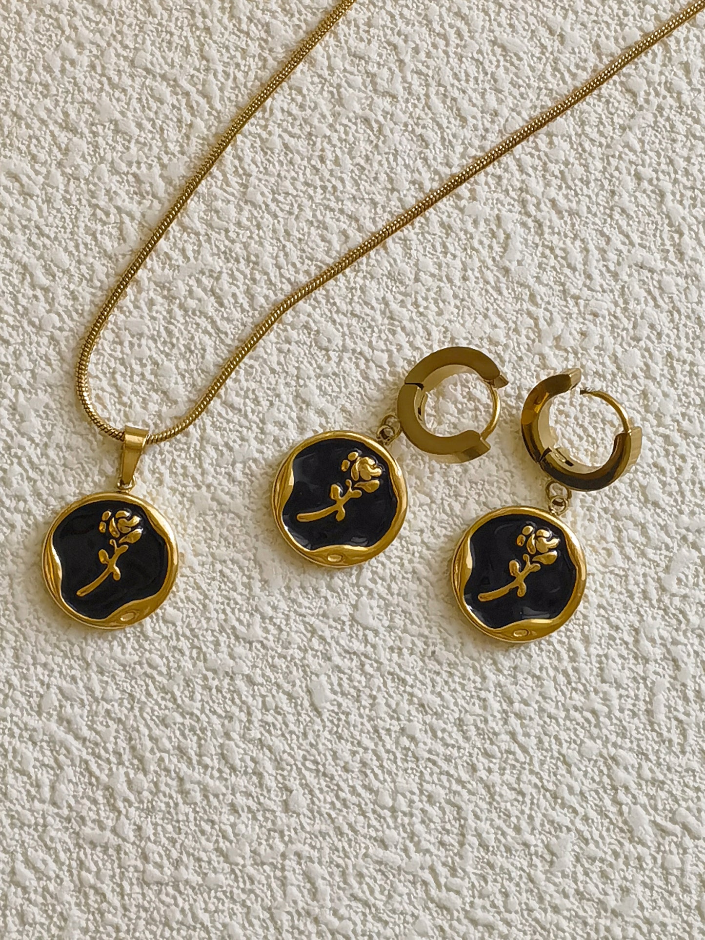 rose pendant set