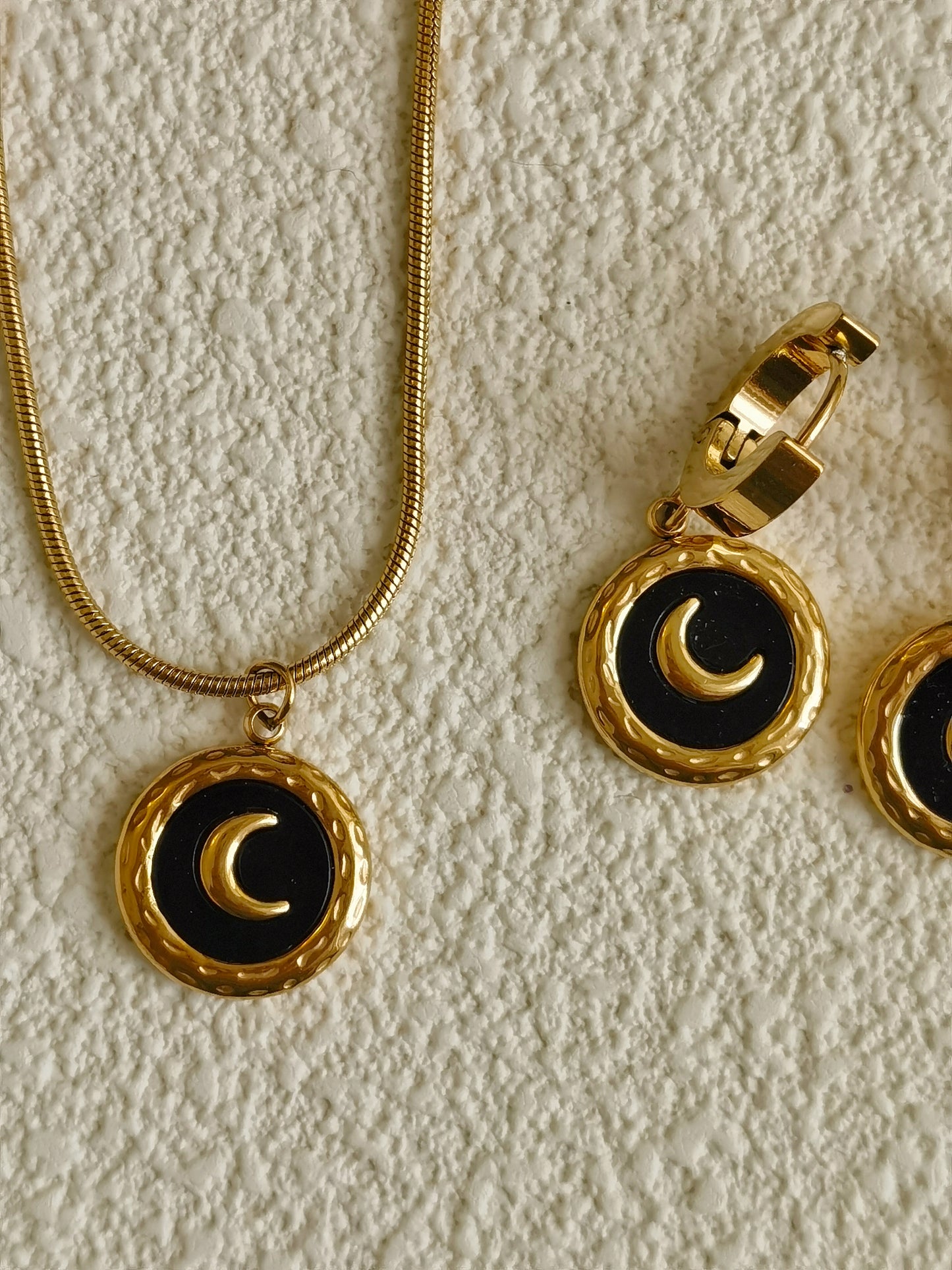 moon pendant set