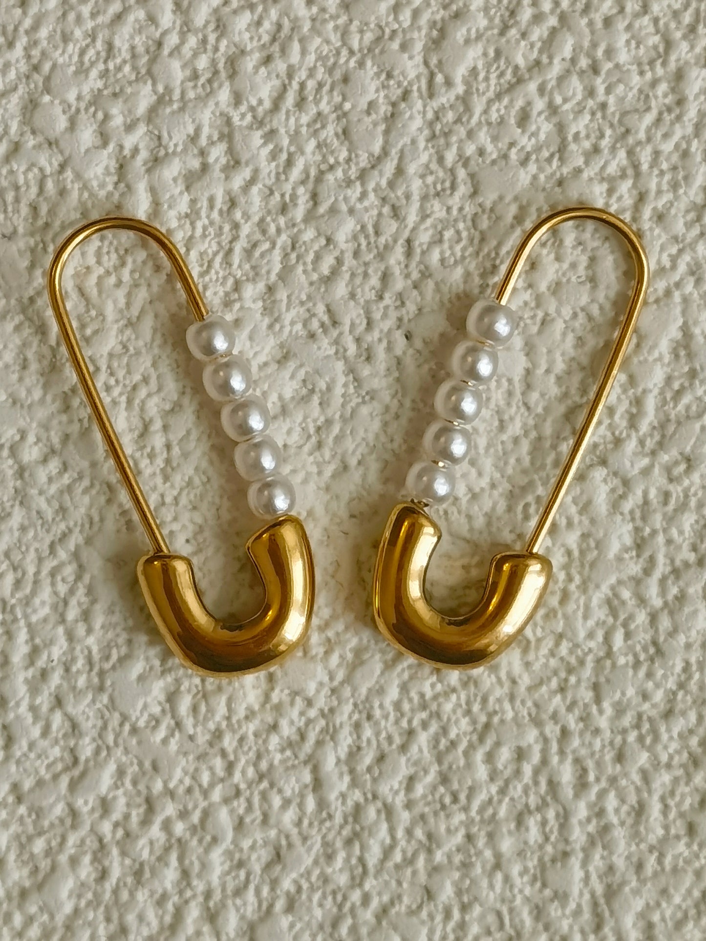 pin earrings